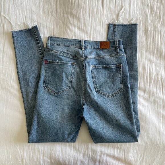 BDG Twig Super High-Rise (sz 28) - Picture 4 of 4